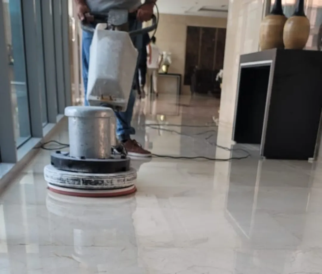 Marble floor surface buffing for a high-gloss mirror finish
